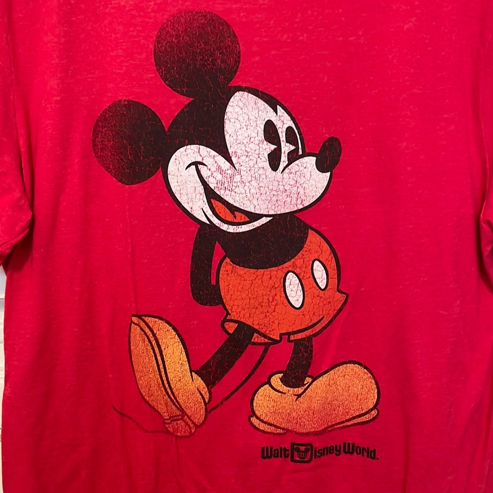 Like new Walt Disney world Mickey Mouse t-shirt♥️ red so soft❣️matching shirts❣️